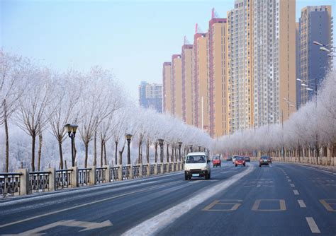 延吉和蛟河哪個好？在吉林省，延吉和蛟河都是值得一游的地方，但它们各自有着独特的魅力。